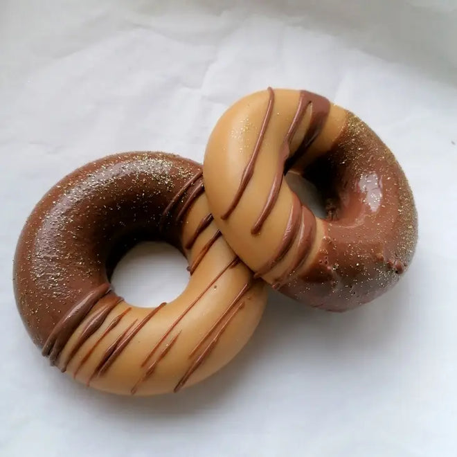 savon naturel fait à la main artisanal au donut chocolat